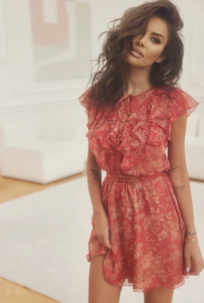 Imelda - Jemné šaty s volánovou kompozicí